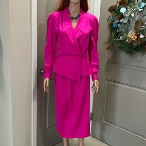 Vintage Joaine Char pink silk suit size 8